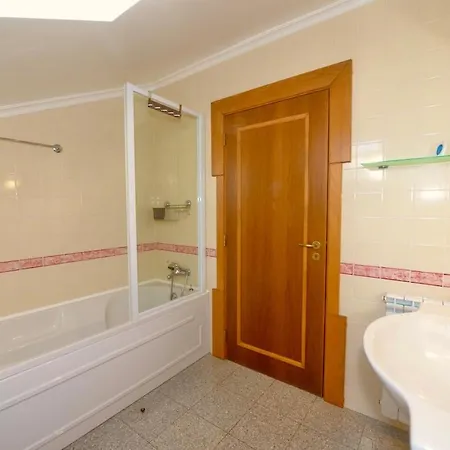 'collasao' - Stunning Duplex With Pool & Sea Views Sao Martinho do Porto