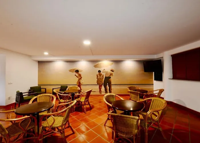 'collasao' - Stunning Duplex With Pool & Sea Views São Martinho do Porto